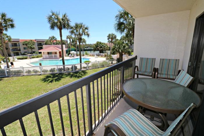 Ocean Village Club F25