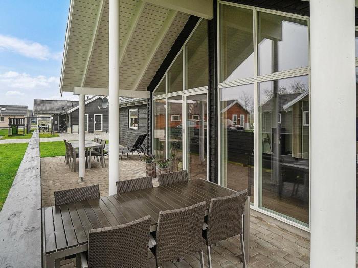 10 person holiday home in Hasselberg