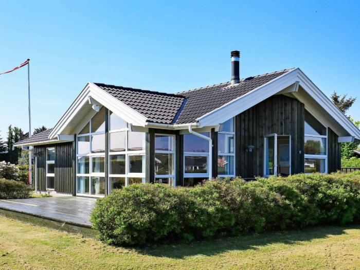 6 person holiday home in Sæby-By Traum