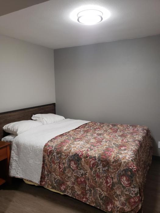 Parkrose Inn and Suites