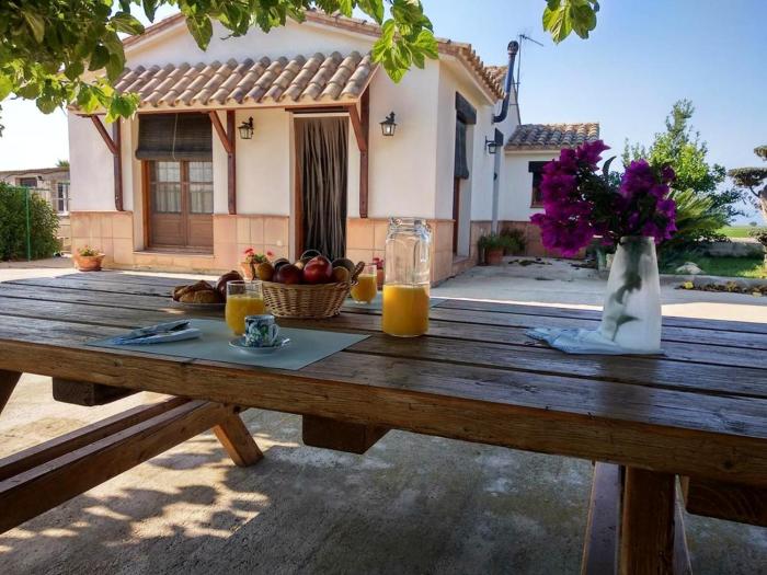 2 bedrooms house with private pool enclosed garden and wifi at Deltebre