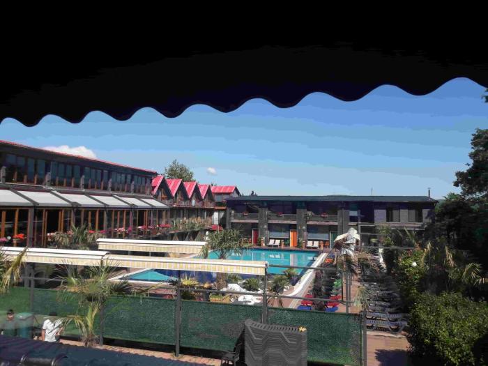 Green House Garden Park Hotel