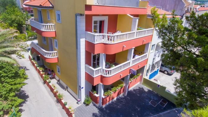 VILLA NINA, MAKARSKA