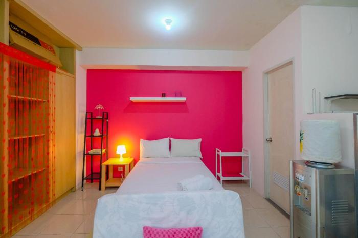 Modern and Comfort Stay @ Studio Pakubuwono Terrace Apartment By Travelio