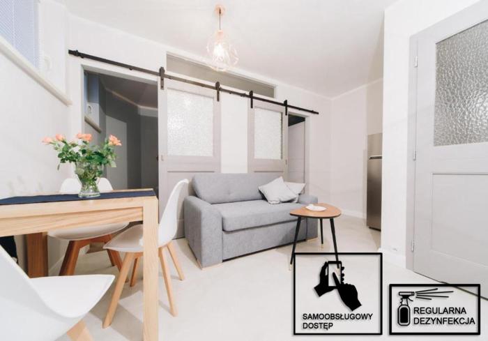 M6 Main Square Stylish One Bedroom