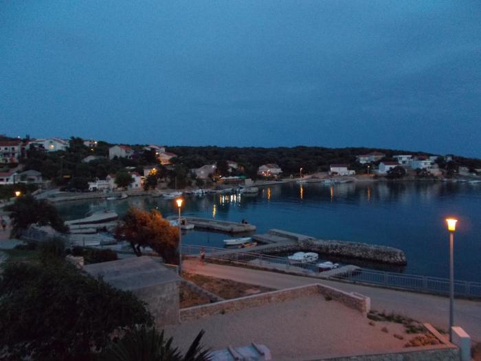 Apartment Dora 1 Jakišnica