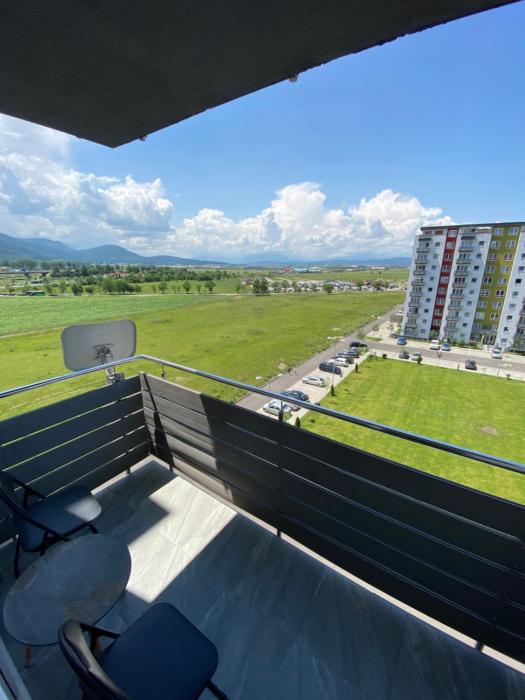 Tâmpa View Cosy flat 2