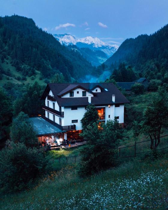 Pension Conacul Vanatorului