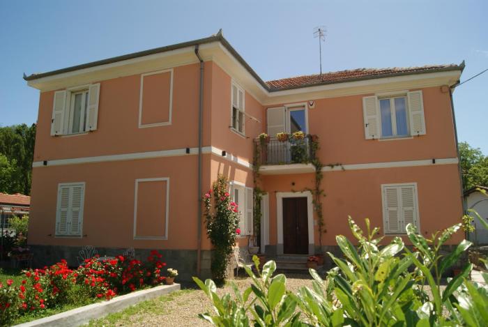 Il Melo Antico - appartamenti in villa depoca nel cuore del Monferrato