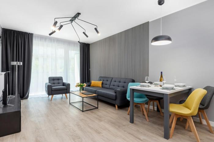 Modern City Center Apartments by Noclegi Renters
