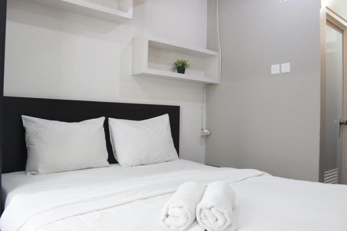 Functional Studio Room The Jarrdin Cihampelas Apartment By Travelio