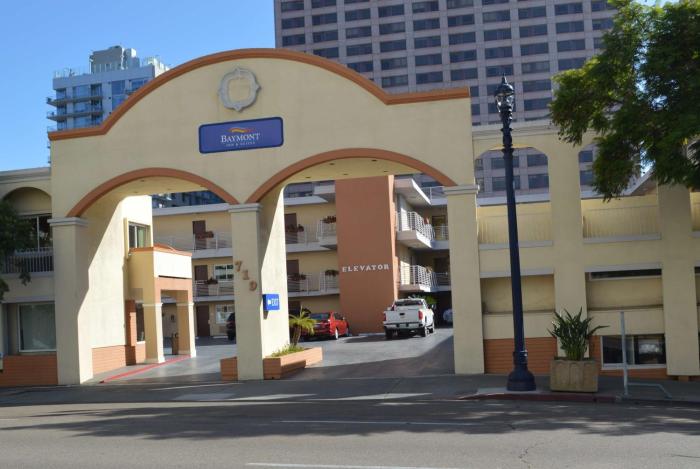 Baymont by Wyndham San Diego Downtown