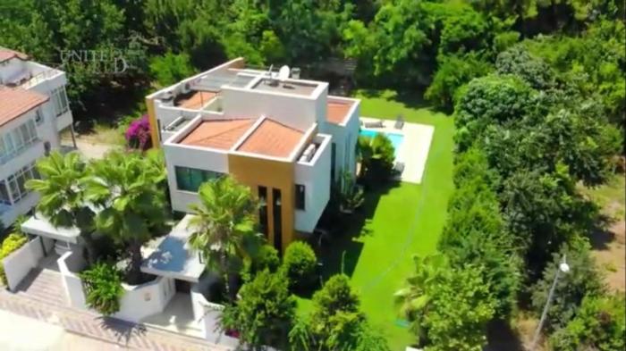 Villa Diva