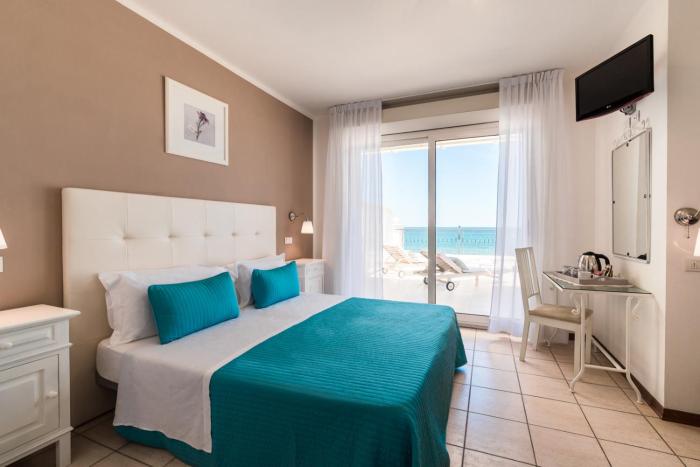 Hotel Soraya - Spiaggia Sawasdee with Beach & Parking