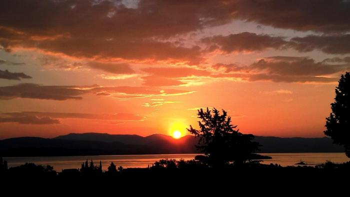 Stone Studio in Nature with view to Corfu town!