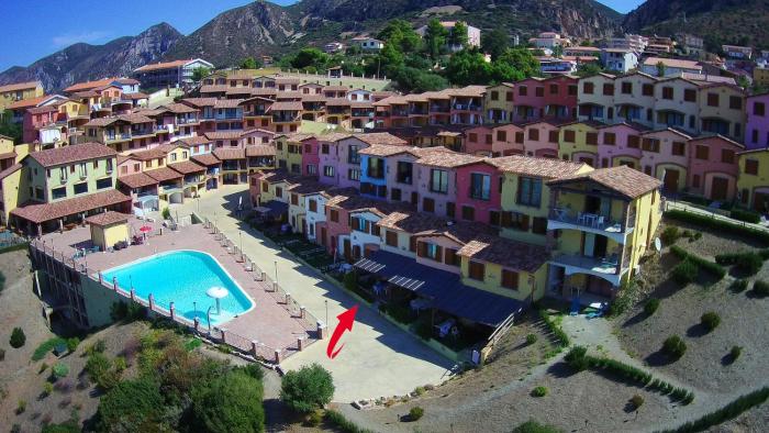 Villetta bordo piscina vista mare Wi-Fi Gratis