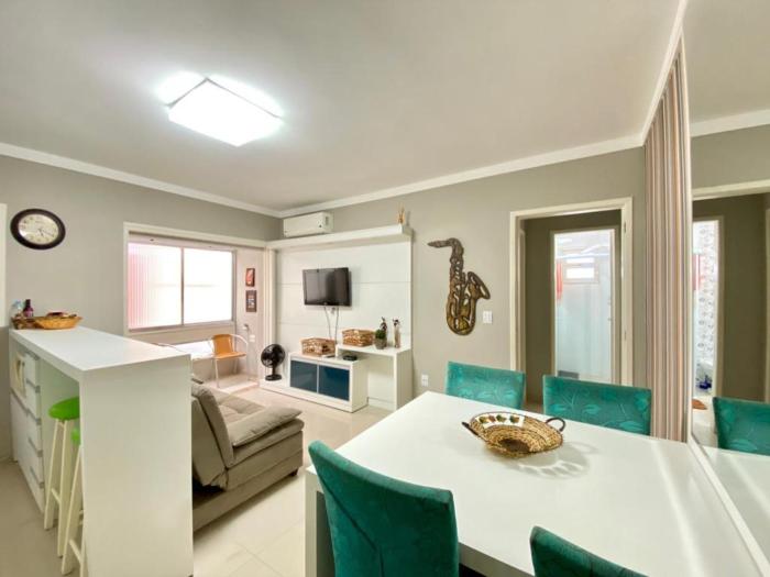 AP 2 quadras do mar, 01 dormitório, Montreal, Capão da Canoa