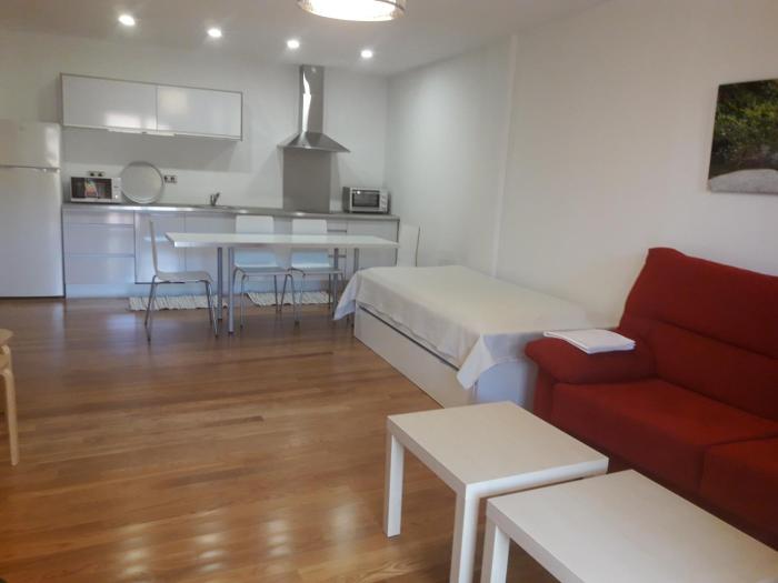 Apartamentos y Estudios LA RISTRA