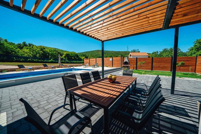 Luxury villa Tori in Imotski, pool