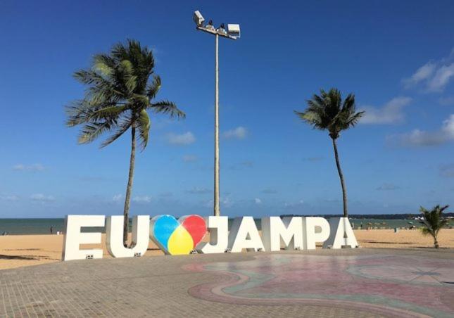 Flat a beira mar na Praia de Manaíra a seu dispor.