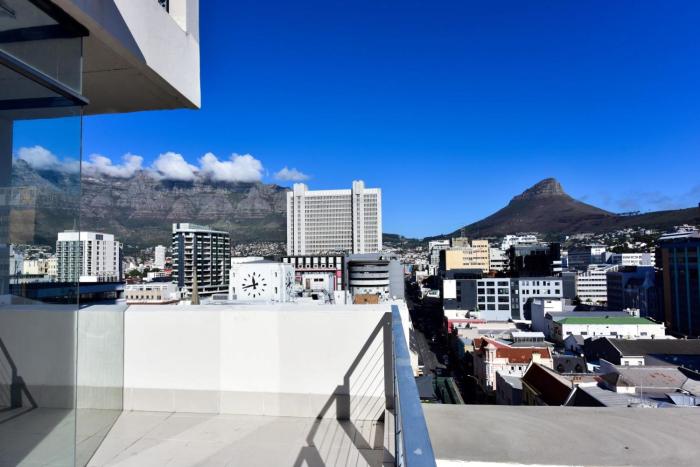 Cape Town Family Apartments on Long Street with Great views