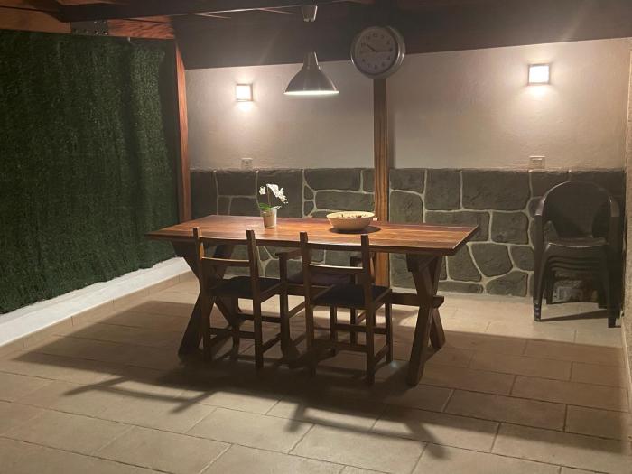 La casita de Alejandra -TERRAZA Y ACCESO PRIVADOS-