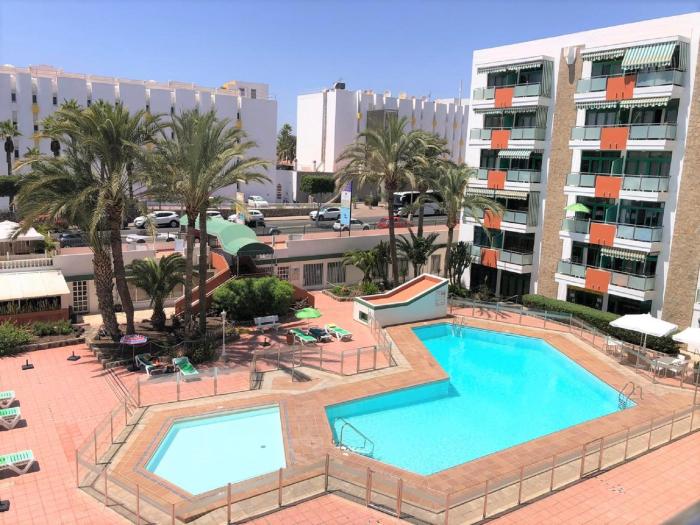 FM Beach Home - Renovated Apartment with swimming pool near Maspalomas Dunes & Beach