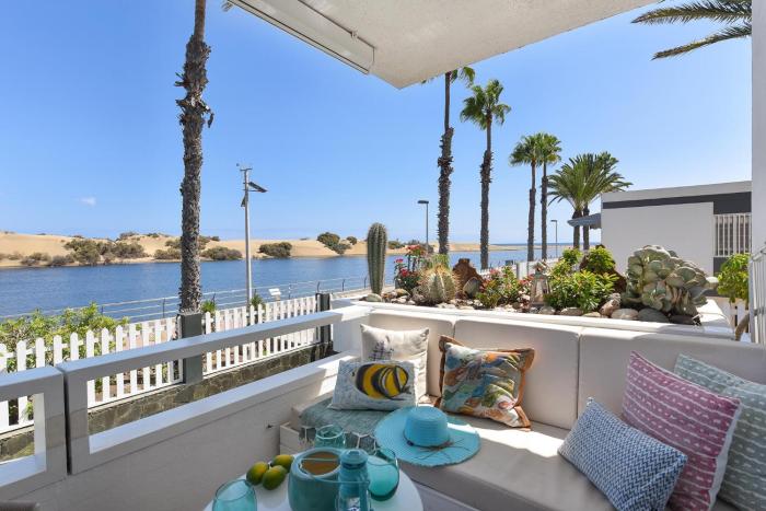 Maspalomas Beach Apartment Charca 1 by VillaGranCanaria
