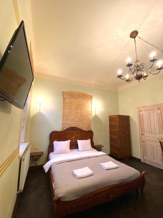 Квартира в центрі на вулиці Валова 21