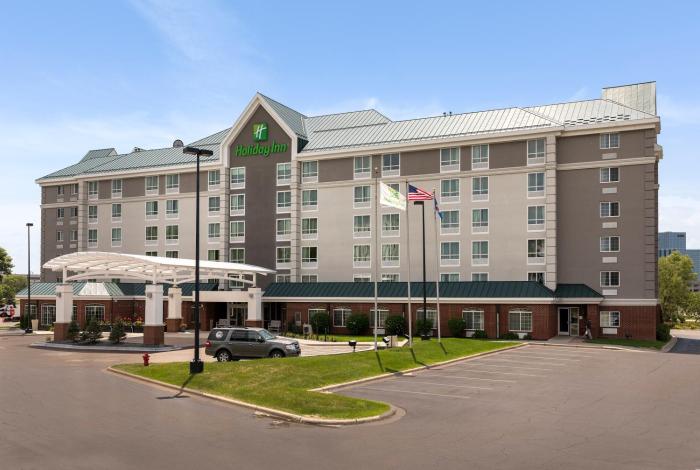 Holiday Inn - Bloomington W MSP Airport Area by IHG