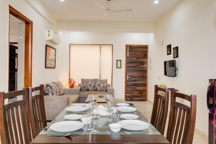 2BR private Serviced Apartments near Artemis, Medanta, Fortis Gurgaon with longstay facility