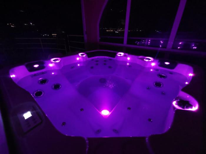 Holiday Apartment Lira jacuzzi - sea view- terrace