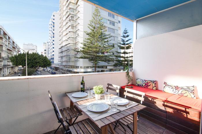 Modern Apartment by the Sea