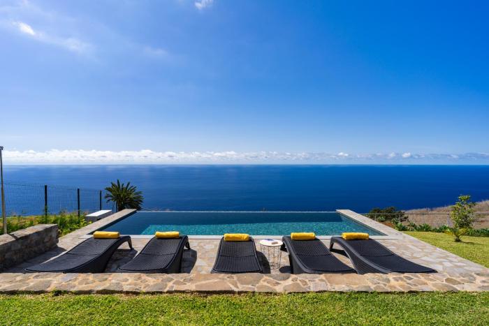 Villa Fauna Calheta Infinity Pool & Nature Views