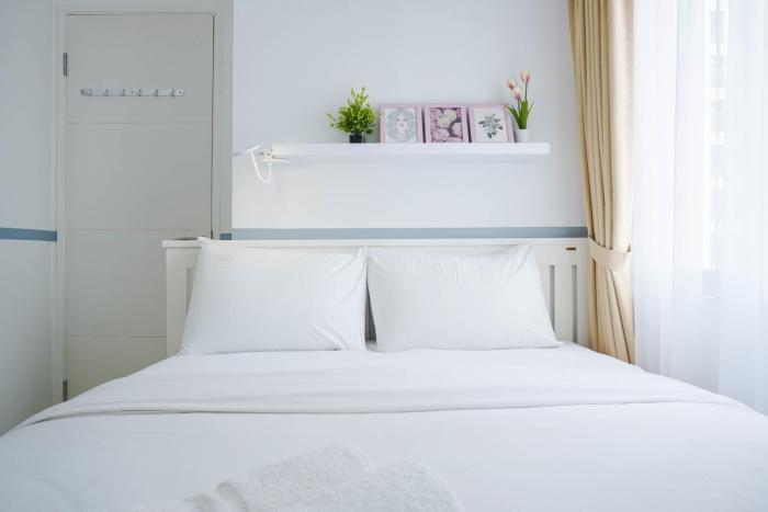 Relaxing 2BR at Bassura City Apartment By Travelio