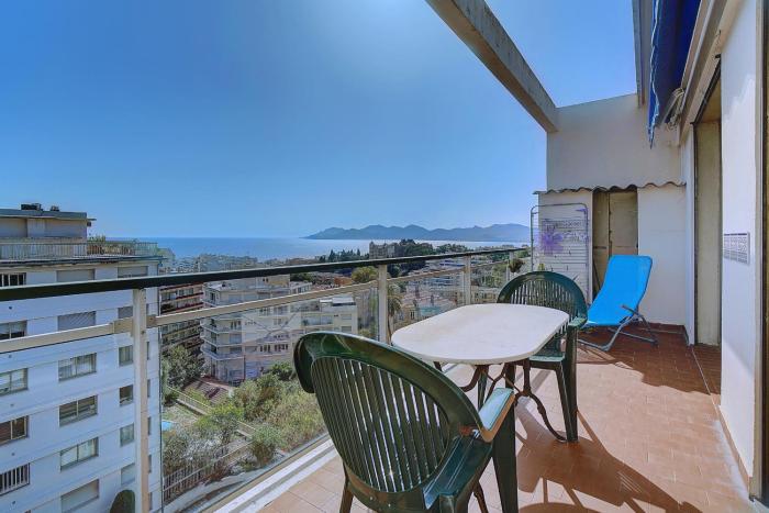 Upstays Sea View Terrace 60m2 Apartment