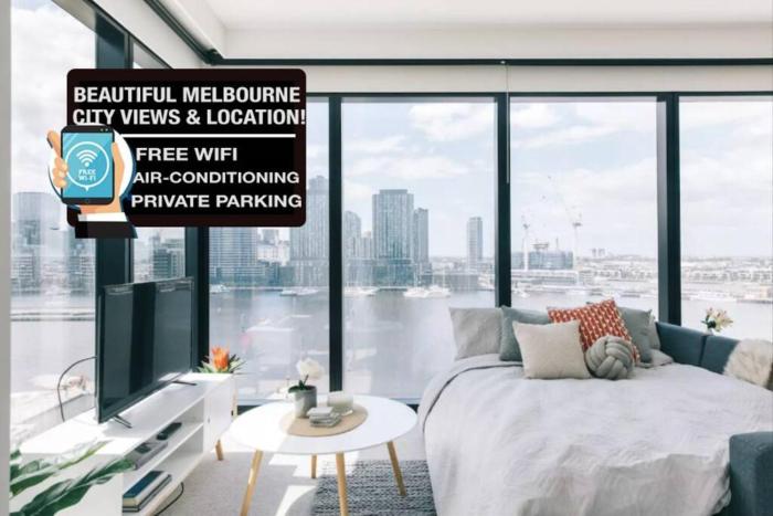 Docklands 2BR Apartment with Parking