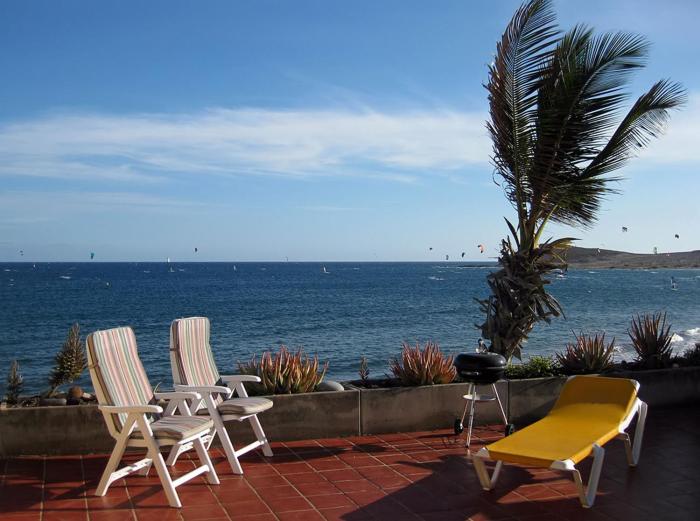 BARLOVENTO by RENTMEDANO Luxury beach front apartment with fantastic ocean views
