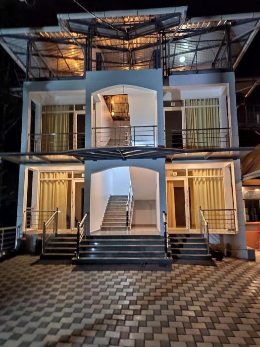 Nature Clouds Resort