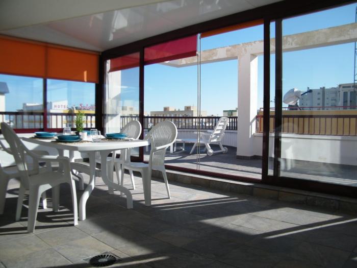 ÁTICO SALINAS IV, Mnostrum Playa de Gandía EXCLUSIVO FAMILIAS