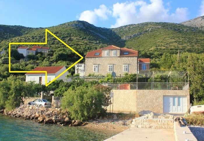 Apartments Nevenkos - 20 m from beach