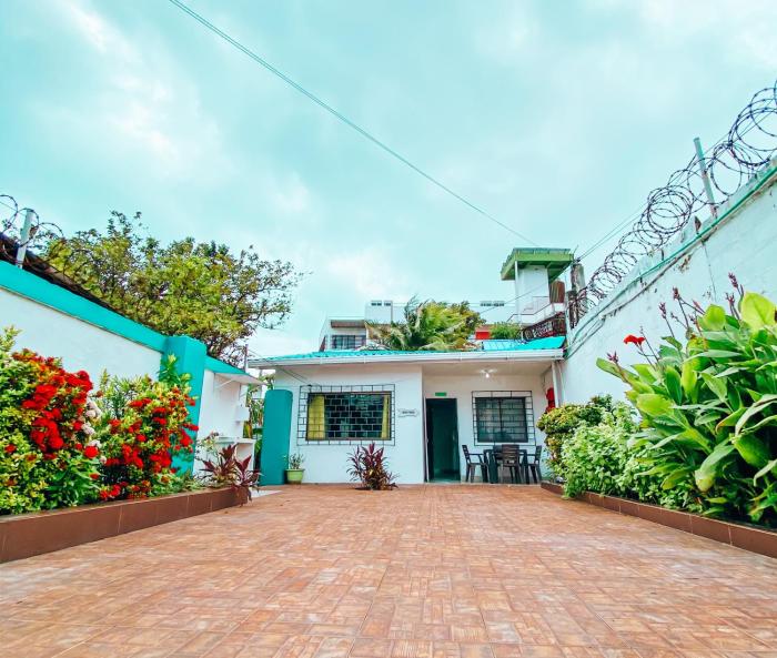 Miss Julyn Sweet Home