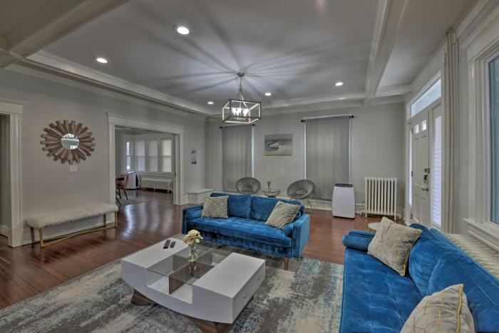 Beautifully Renovated Beach House with Fenced Patio!