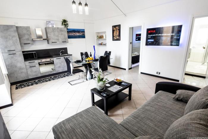 HomeHolidaySanremo - 2,0