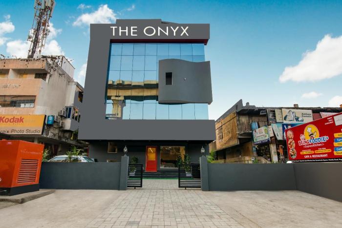 Hotel The Onyx