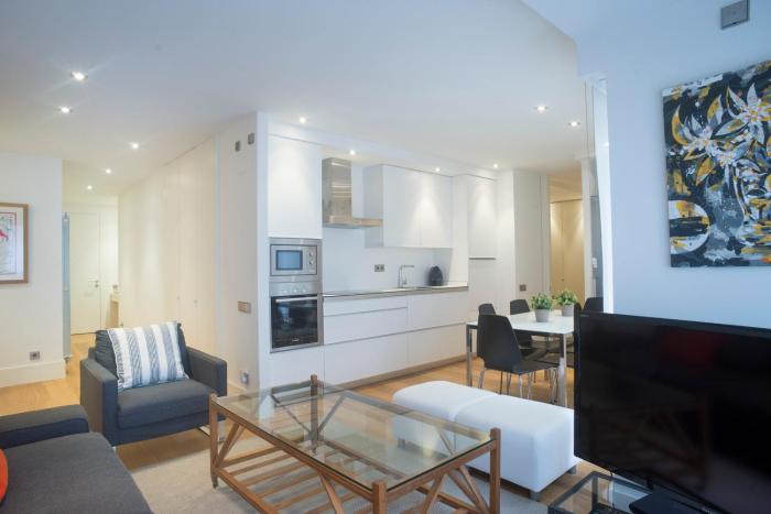 Avenida La Concha - IB. Apartments