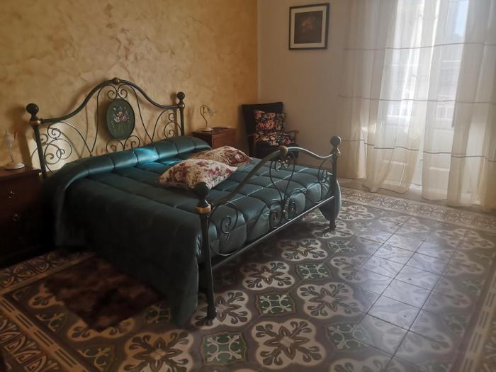 giovanna house