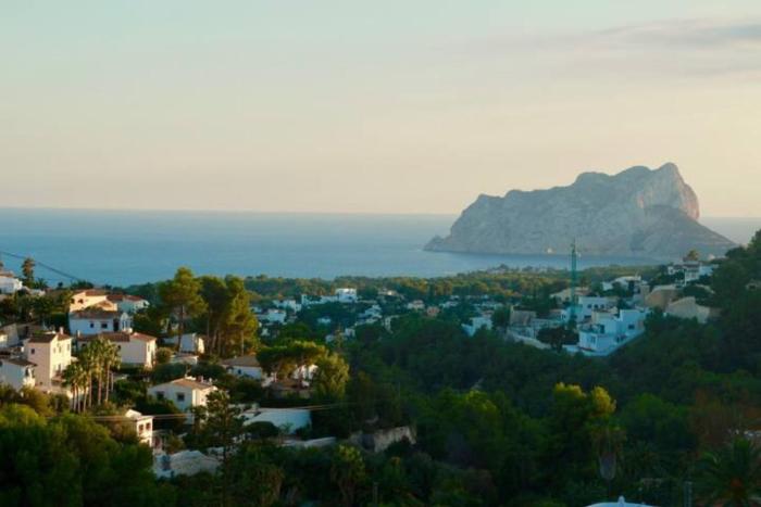 Charming Villa in Montemar with private pool and sea views