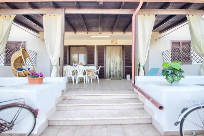 Villetta Daniela Fronte Spiaggia by LoveSud