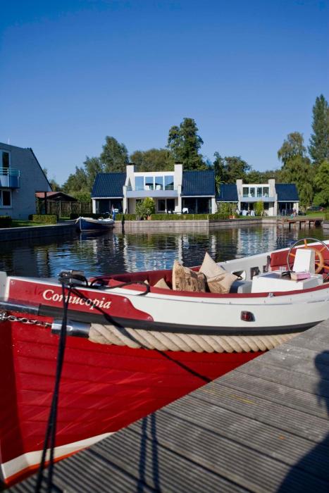 Amsterdam Loosdrecht Rien van den Broeke Village